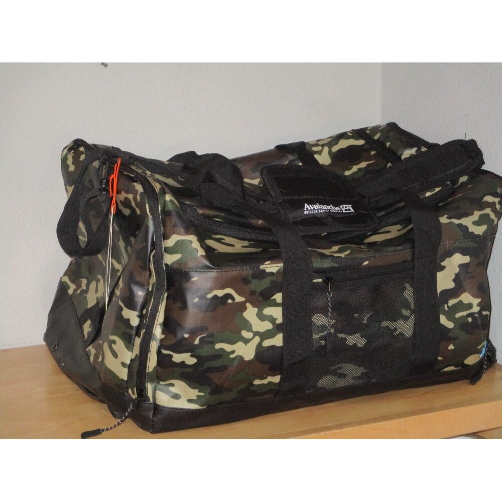 Avalanche Outdoor Supply Company 22" Olive Khaki Camouflage Journey Duffle Bag